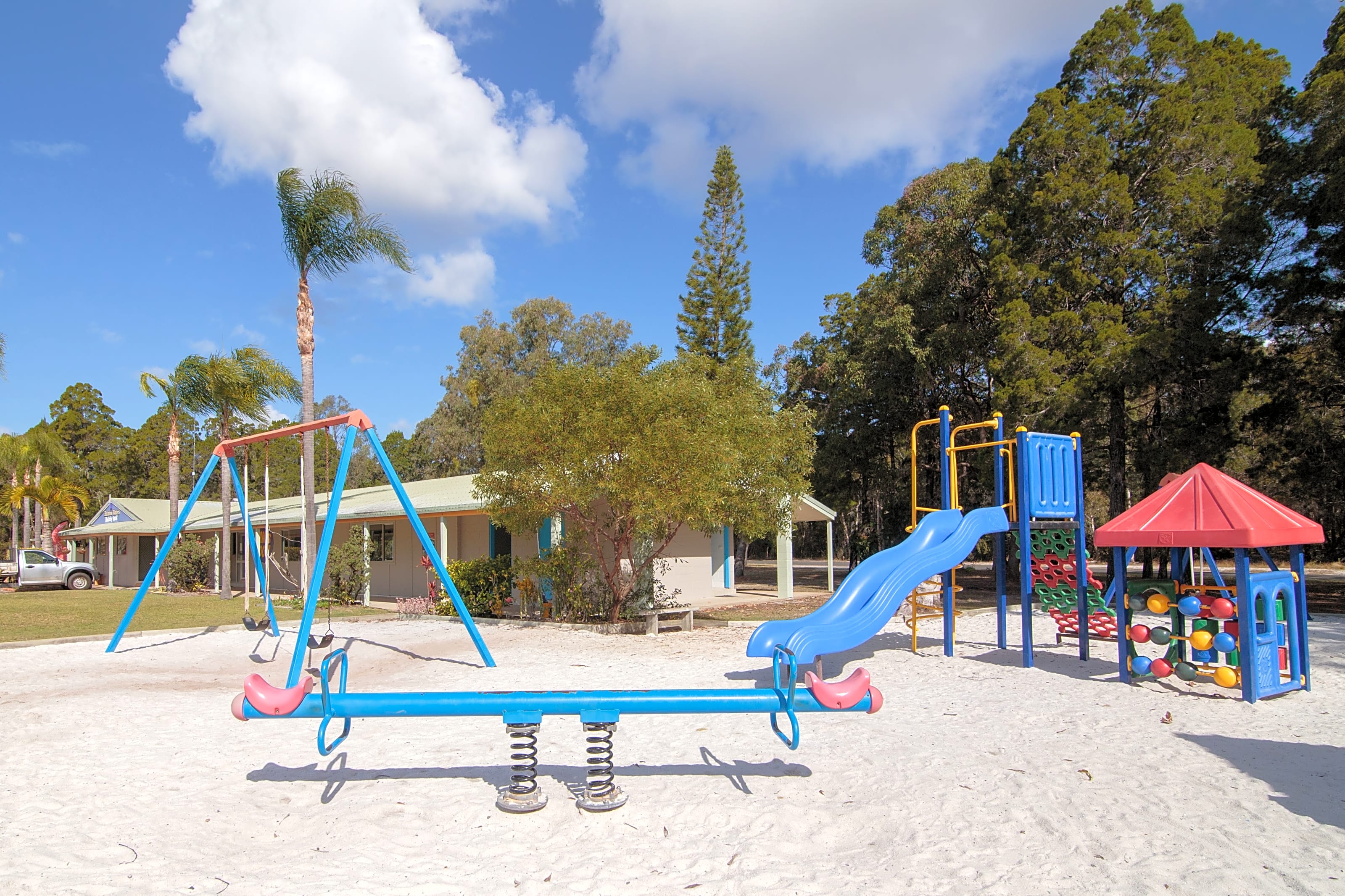Rainbow Waters Holiday Park, Rainbow Beach - Pitchup®
