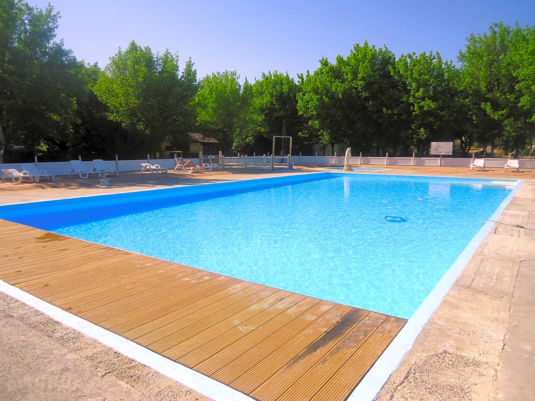 Le BuissondeCadouin, Dordogne Trouvez des campings avec emplacement