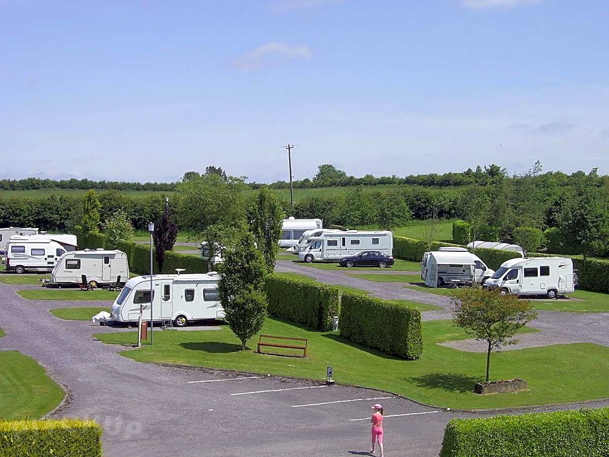 Book Motorhome Campsites & Campervan Sites in Co. Cork Pitchup®