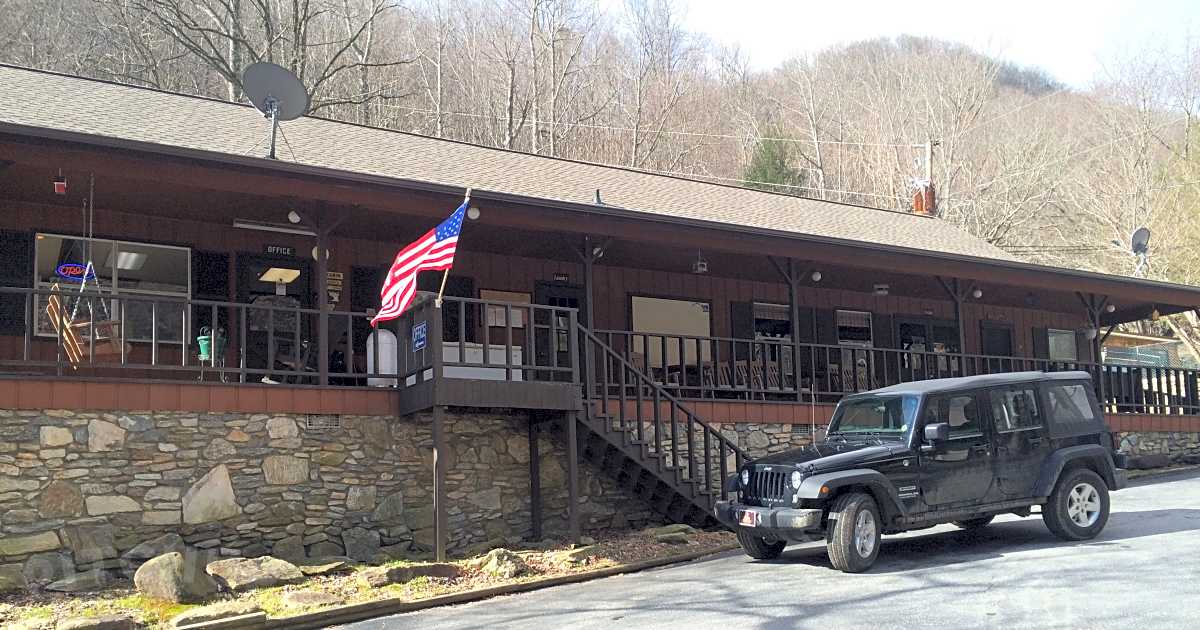 Creekside Mountain Camping, Hendersonville