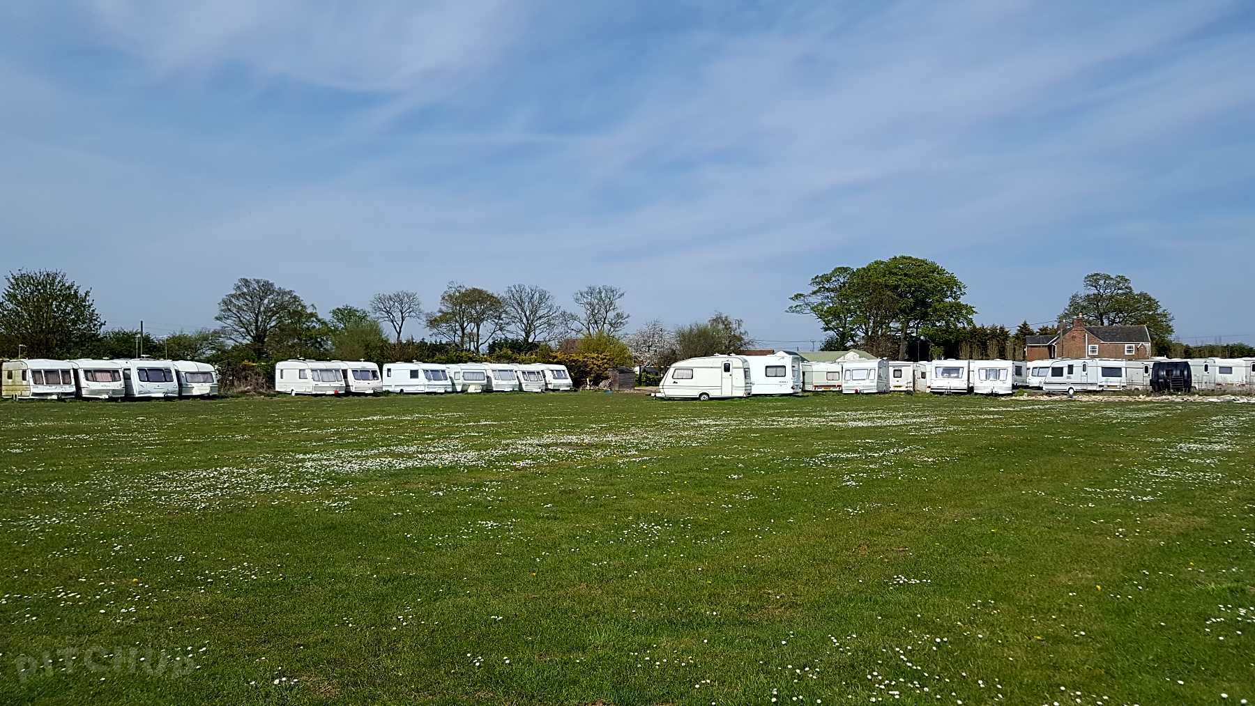 Book Motorhome Campsites & Campervan Sites in WellsnexttheSea