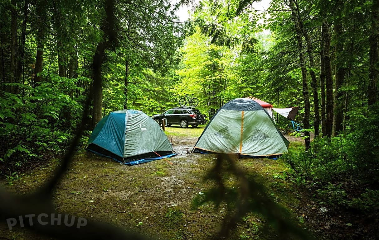 Wet tent top
