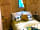 Eastfield Farm Shepherd's Huts: Comfy double bed