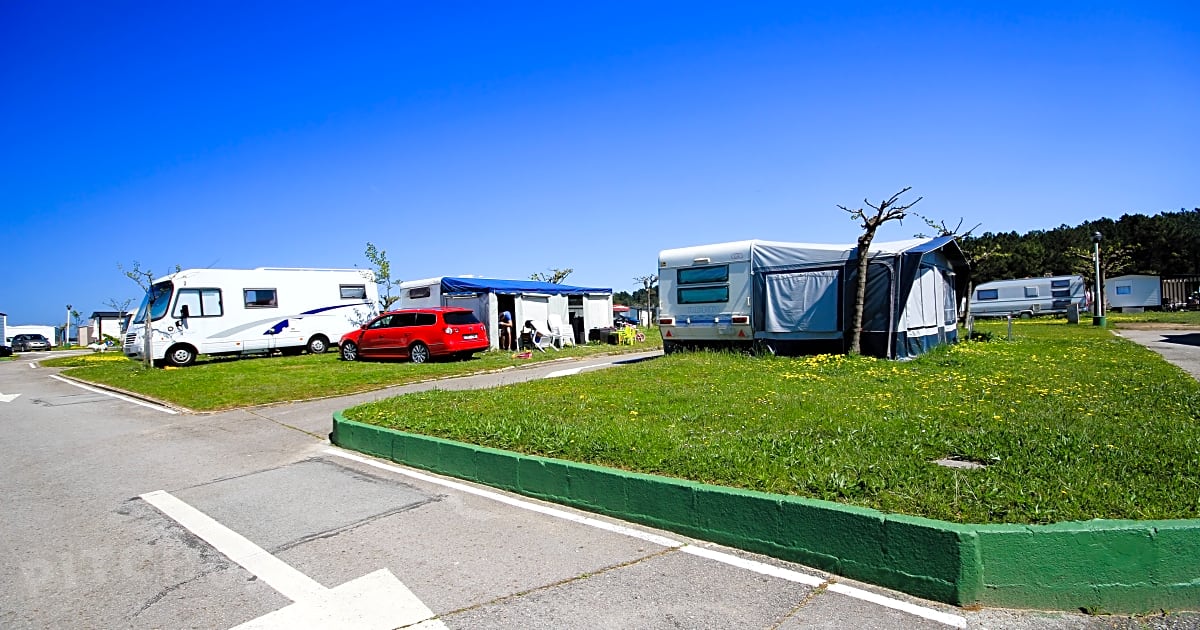 Camping Derby Loredo, Loredo - Pitchup®