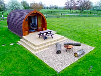 Cabana pod Fern (jacuzzi)