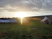 Op gras staplaats zonder elektriciteit