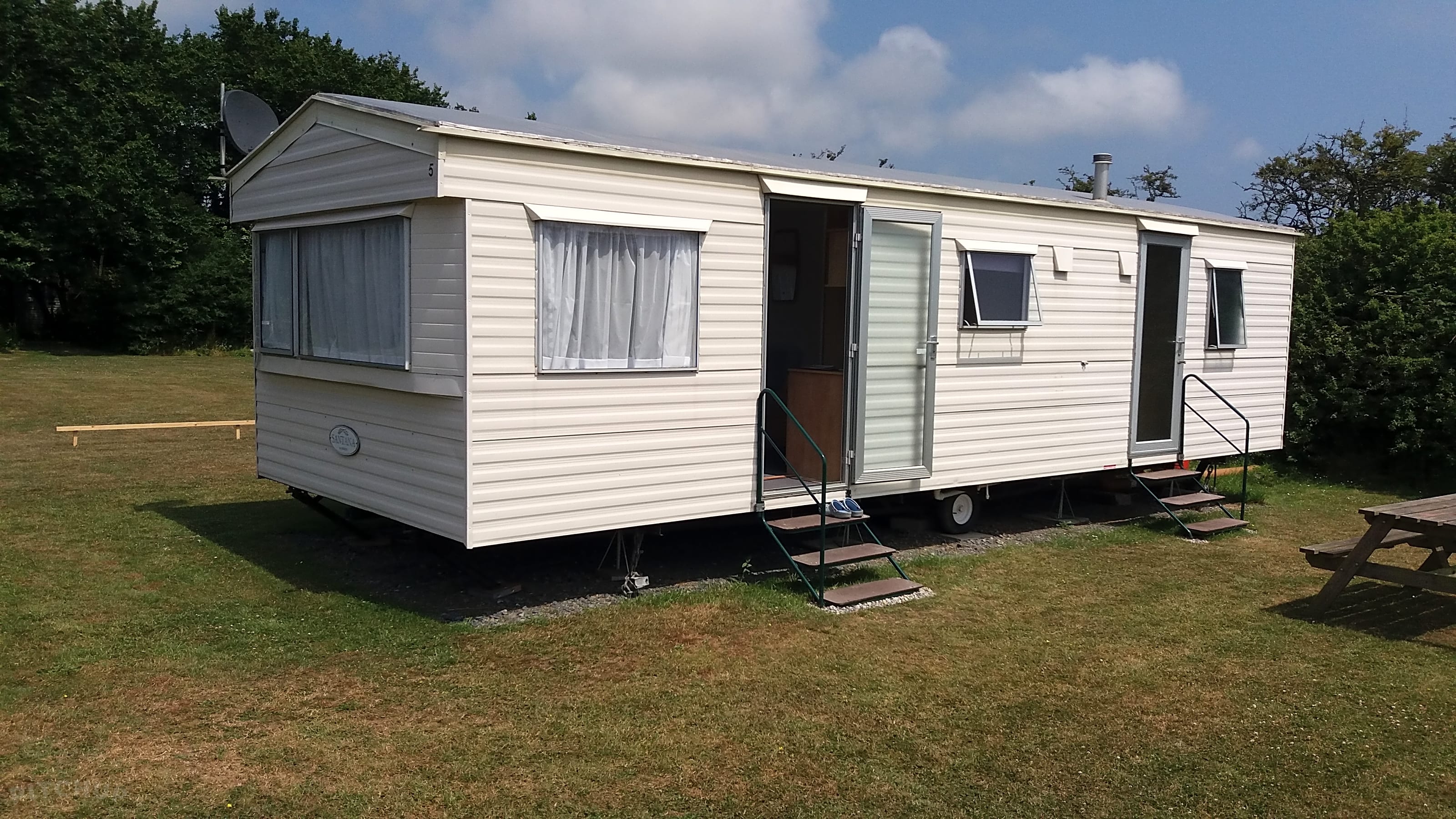 Maple Leaf Farm, Coverack Updated 2019 prices Pitchup®