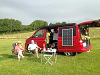 Emplacement pour tente ou autocaravane sur herbe sans électricité