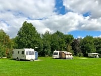 Spacious and level pitches Spacious and level pitches
