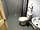 Bryn Bettws Lodge: Shower and toilet facilities