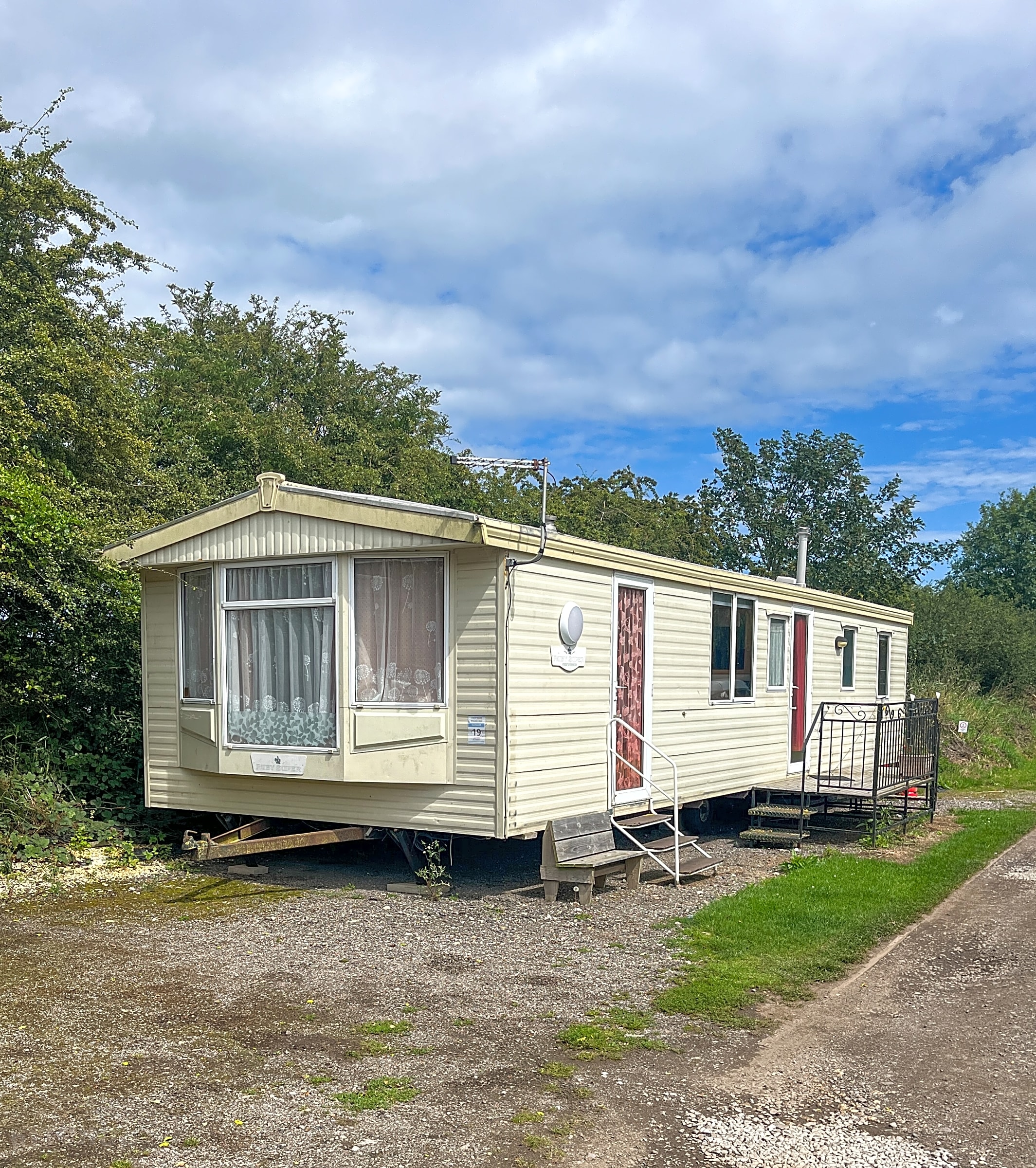 Cot house caravan park for sale deals