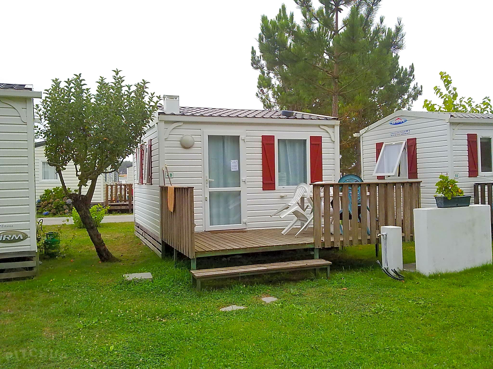 Fabricant De Mobil Home Au Portugal Land's Hause Bungalows, Pataias, Nazaré - Tarifs 2024 mis à jour | Pitchup.com