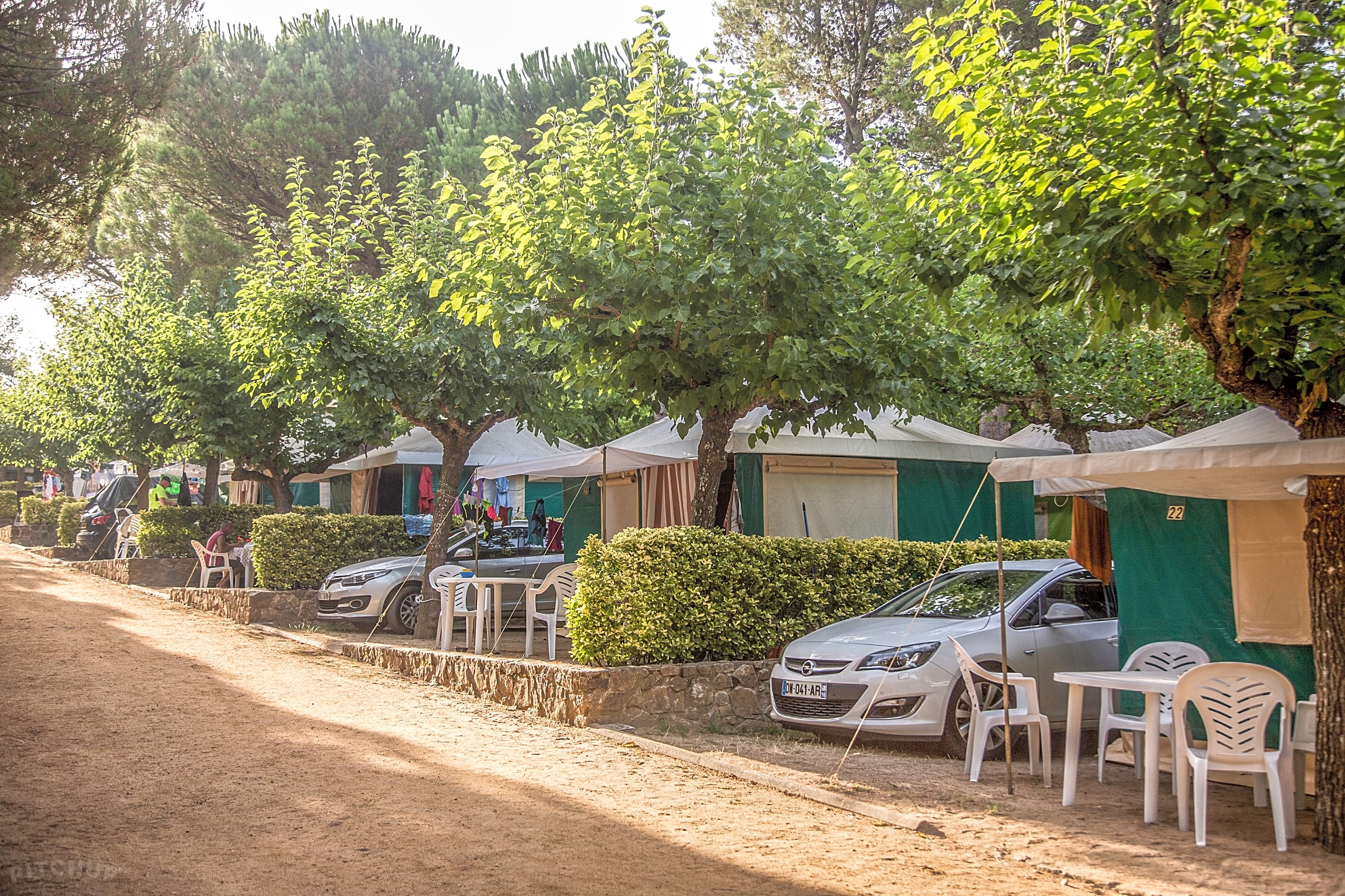 Campings con tiendas montadas, yurtas y tipis a de 20,00 € por noche | Pitchup.com