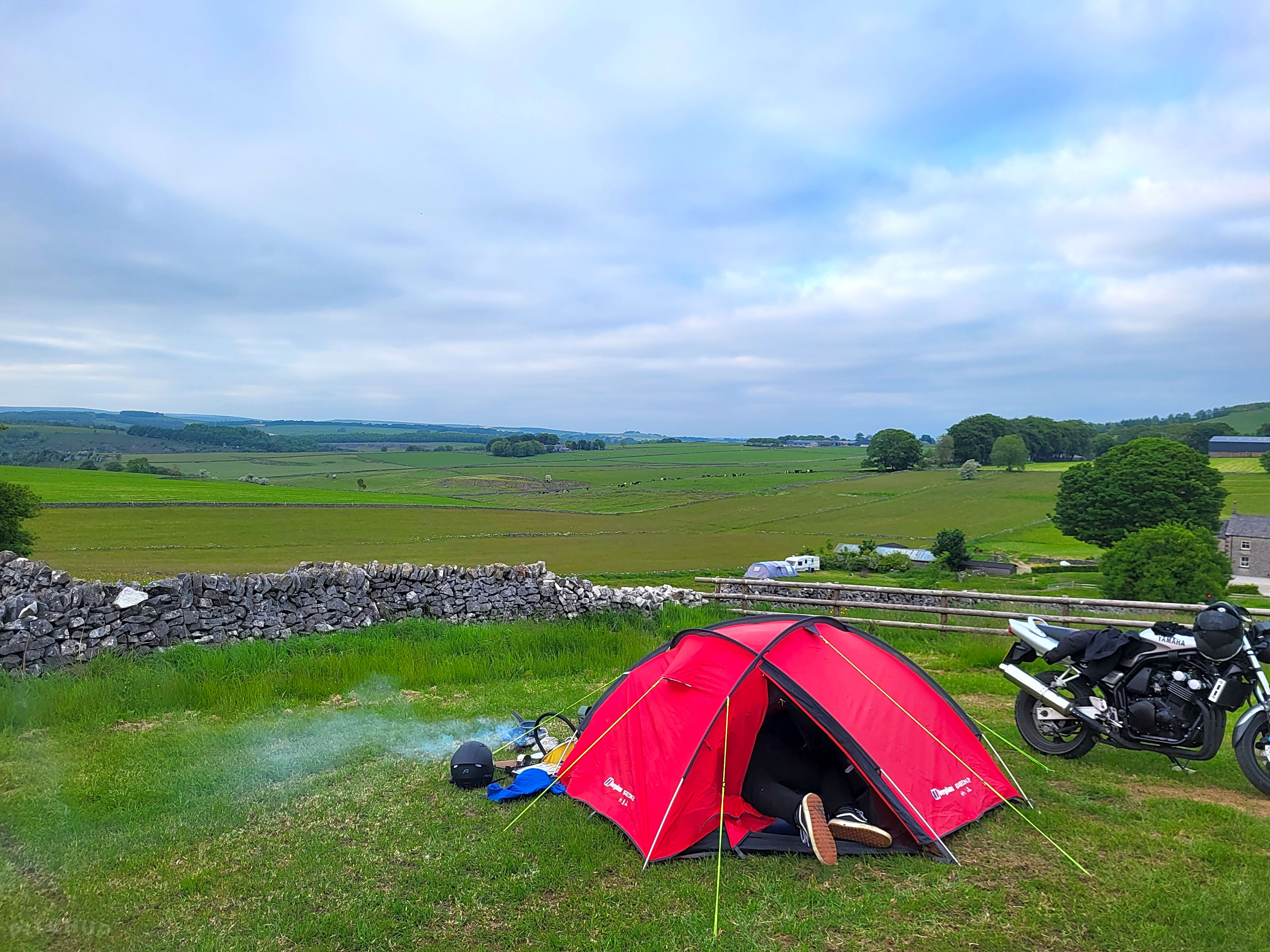 Berghaus peak 3.1 shop tent