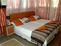 Casa rural d'estil britànic / xalet / bungalou 3 habitacions