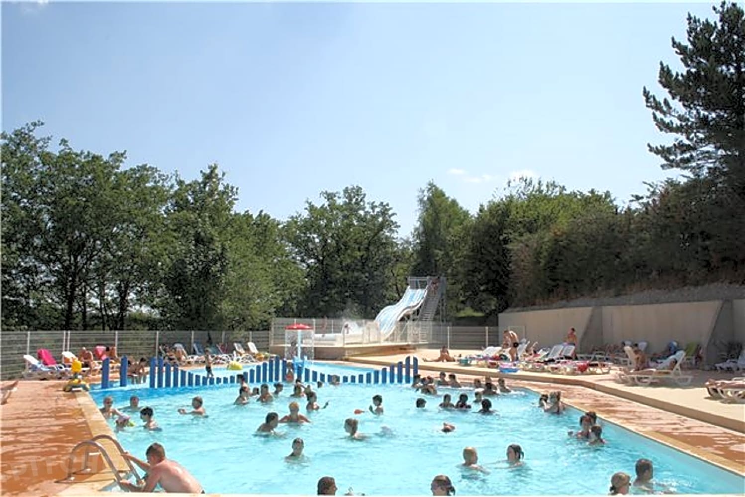 Camping Les Terrasses Du Lac Pont De Salars Pitchup