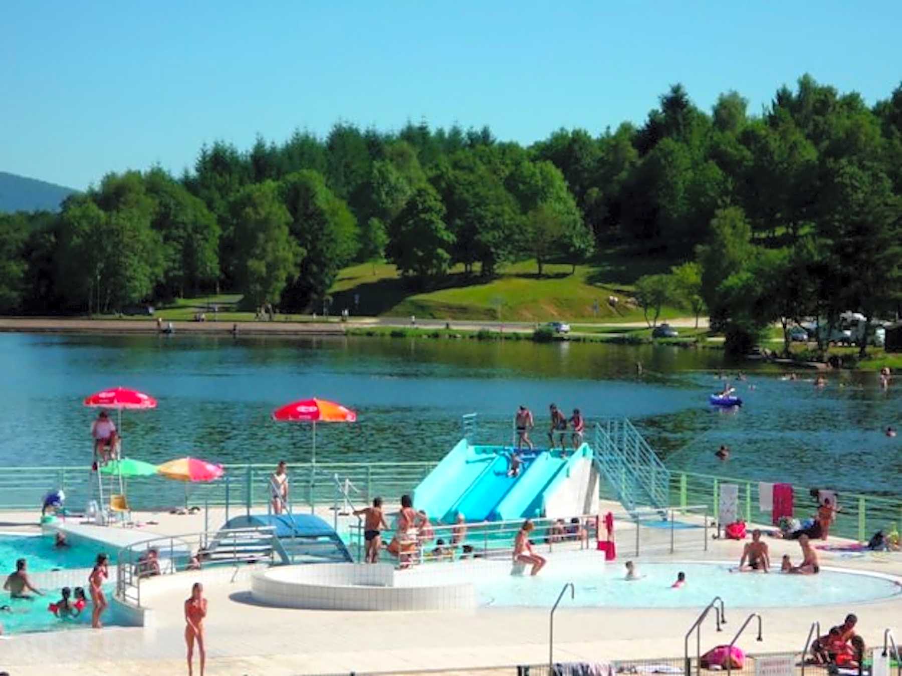 Chiens Acceptes Meilleurs Campings Auvergne France 2020 Reservez 23 Campings Sur Pitchup