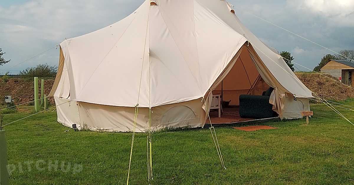 Clover Hill Farm, Scaling