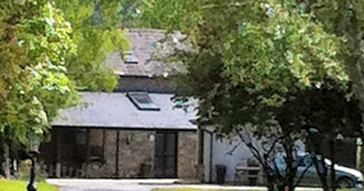 Ballinacourty House Caravan and Camping Park, Glen Of Aherlow