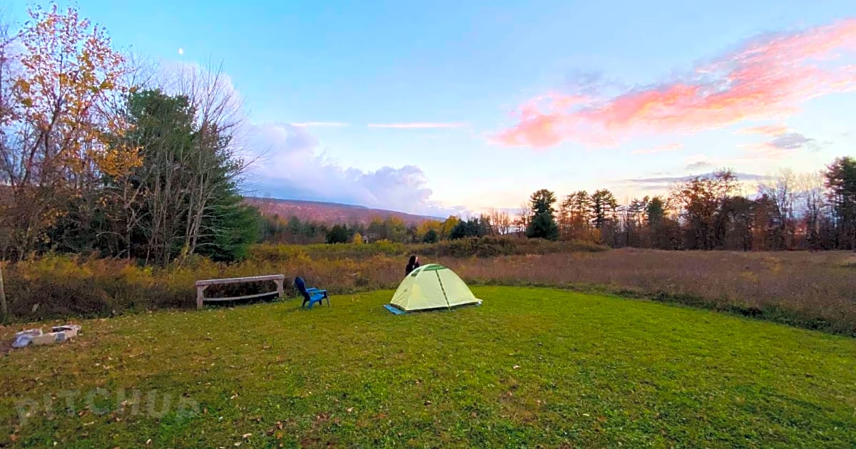 Rustic Ridge View Farm, Kerhonkson Updated 2021 prices Pitchup®