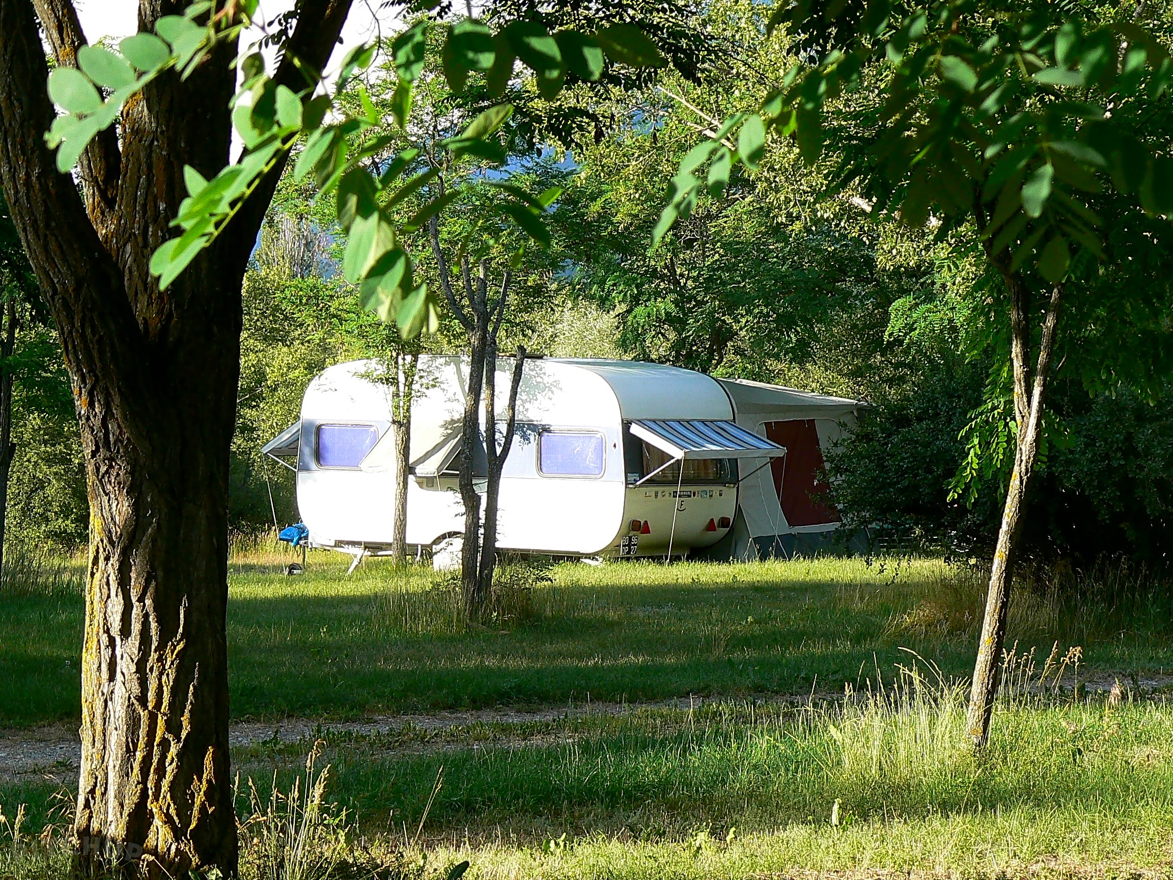 Camping Le Petit Liou, Baratier - Pitchup®