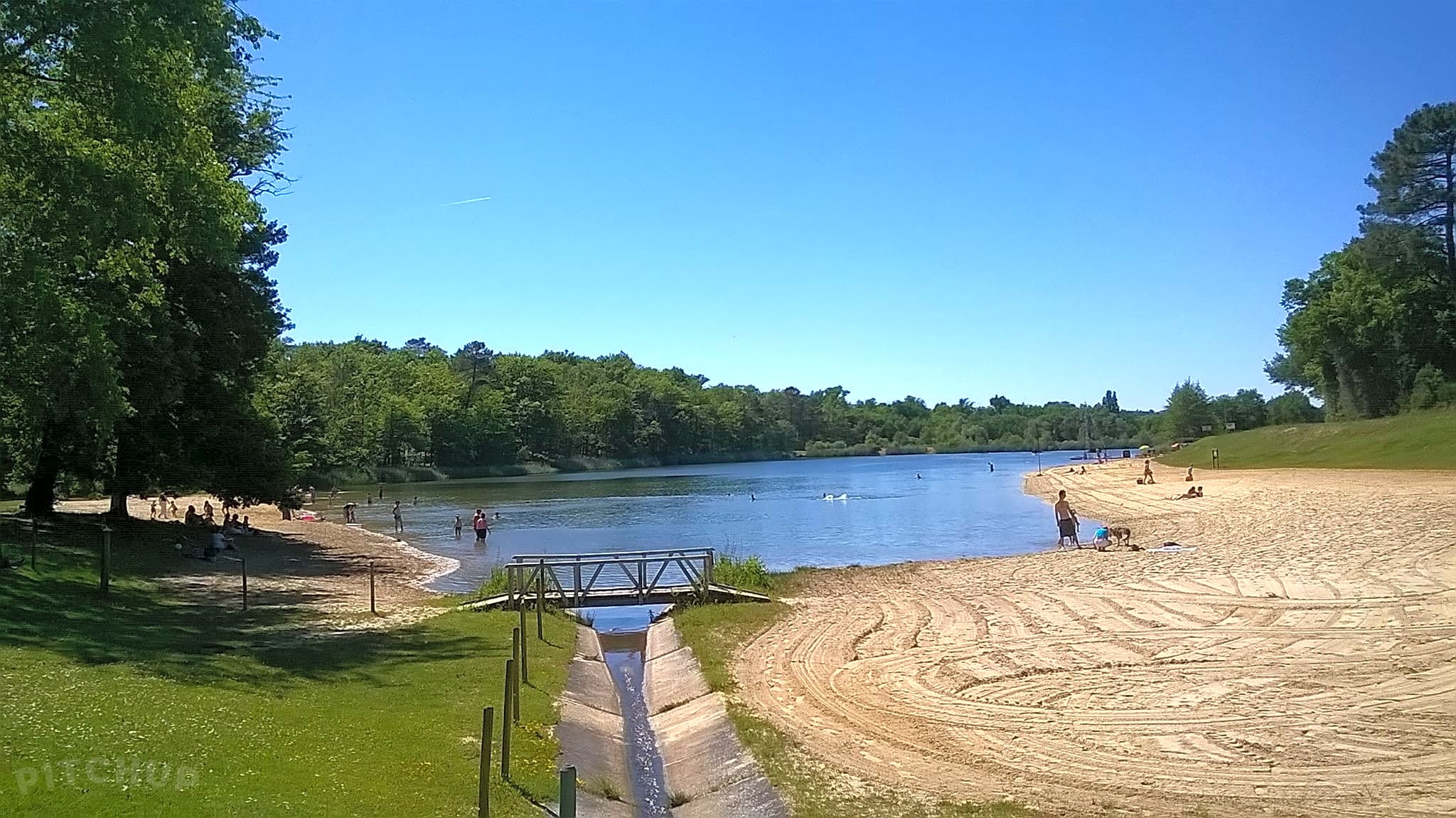 Camping Étang Vallier, Brossac Updated 2020 prices Pitchup®