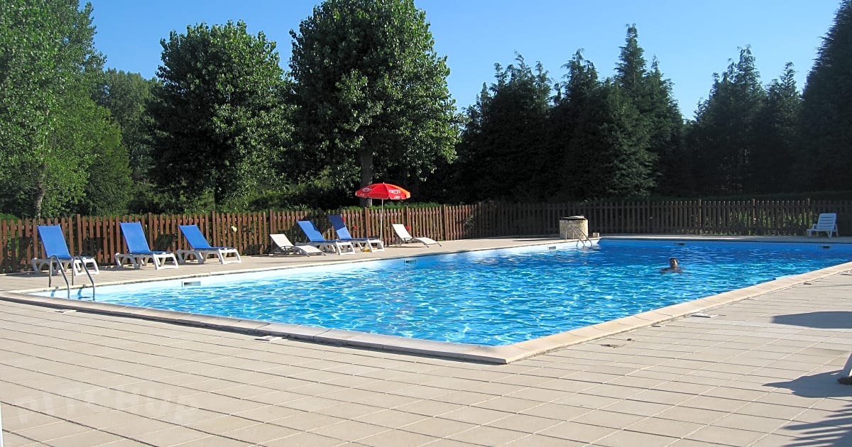 Camping L'Étang Bleu, VieuxMareuil Updated 2021 prices Pitchup®