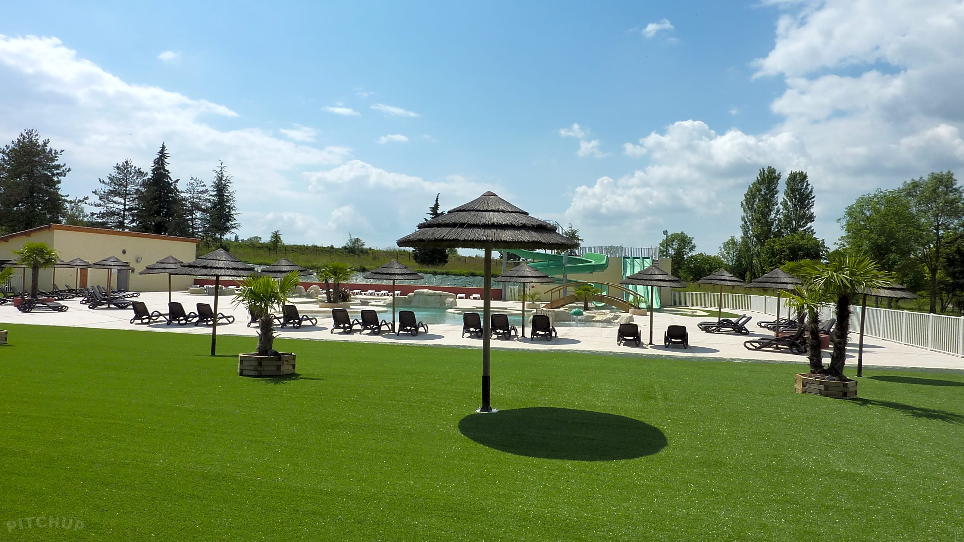 Camping Lac de Thoux StCricq, Thoux Pitchup®