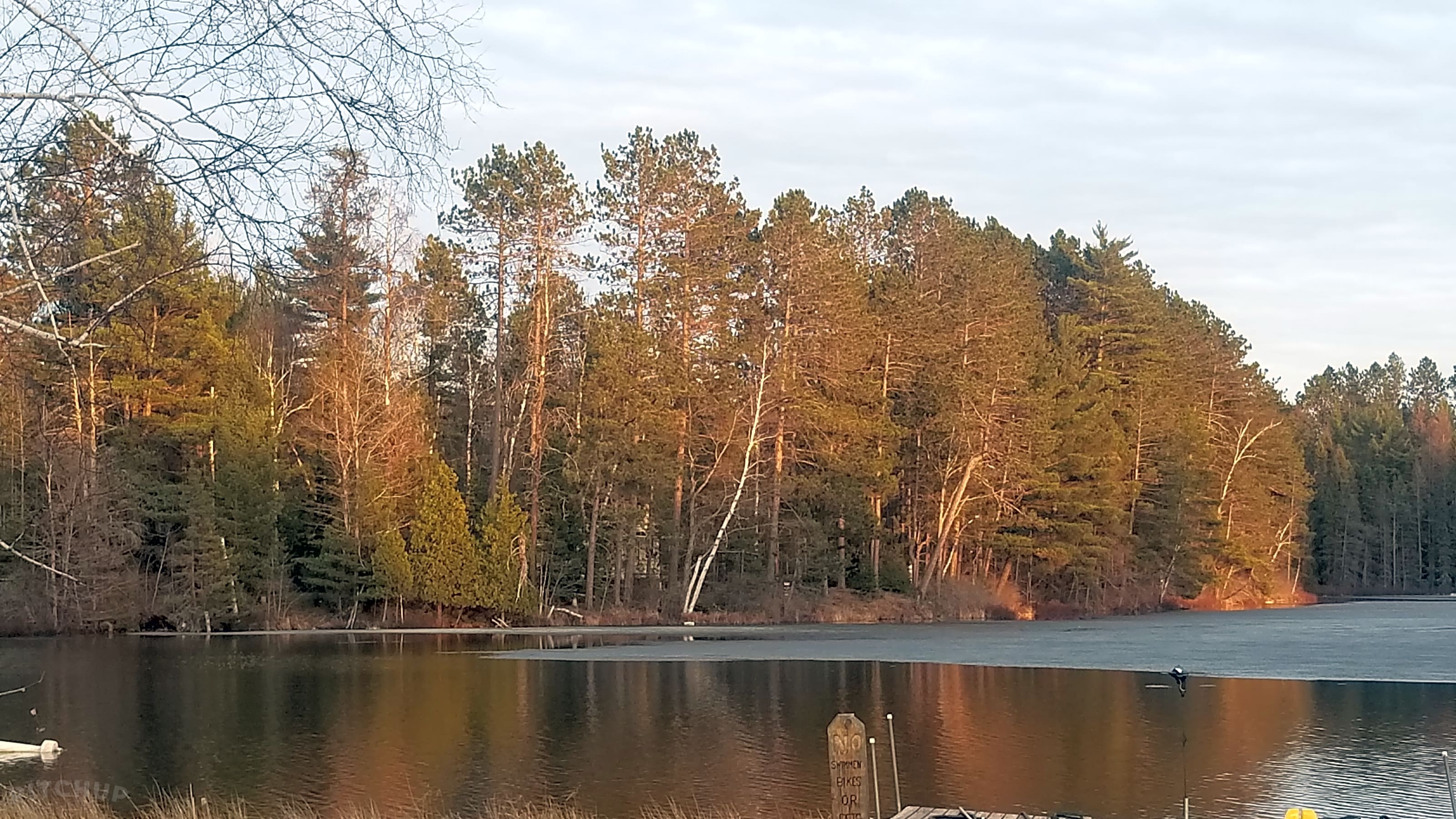 Horseshoe Lake Campground and Cabins, Gwinn Pitchup®