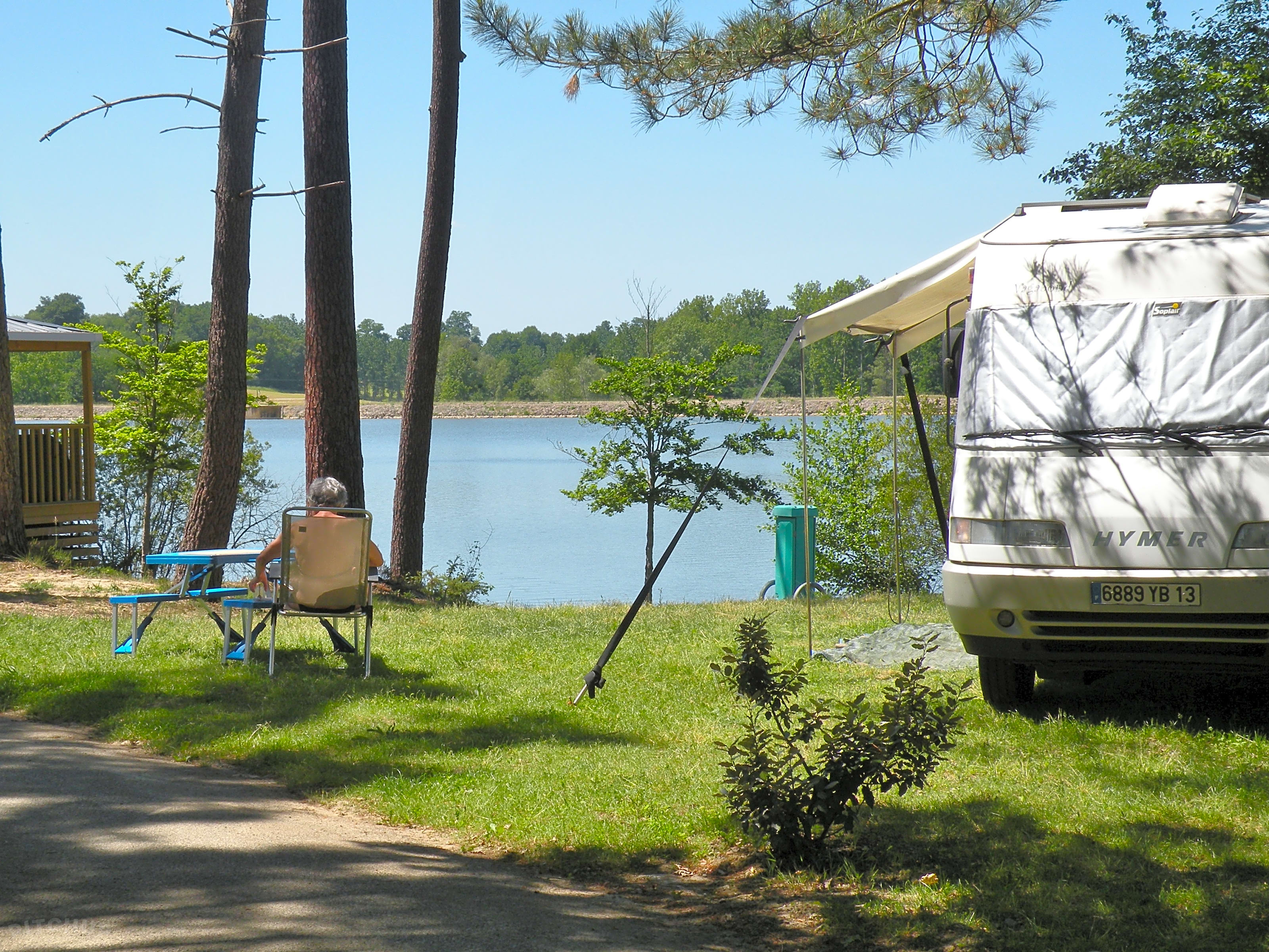 Camping Les Rives du Lac, Cazaubon Pitchup® Camping Les Rives du Lac, Cazaubon Pitchup®