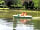 Camping Le Repaire: Pedalo on the pond