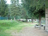 Spacious sites surrounded by woods Spacious sites surrounded by woods