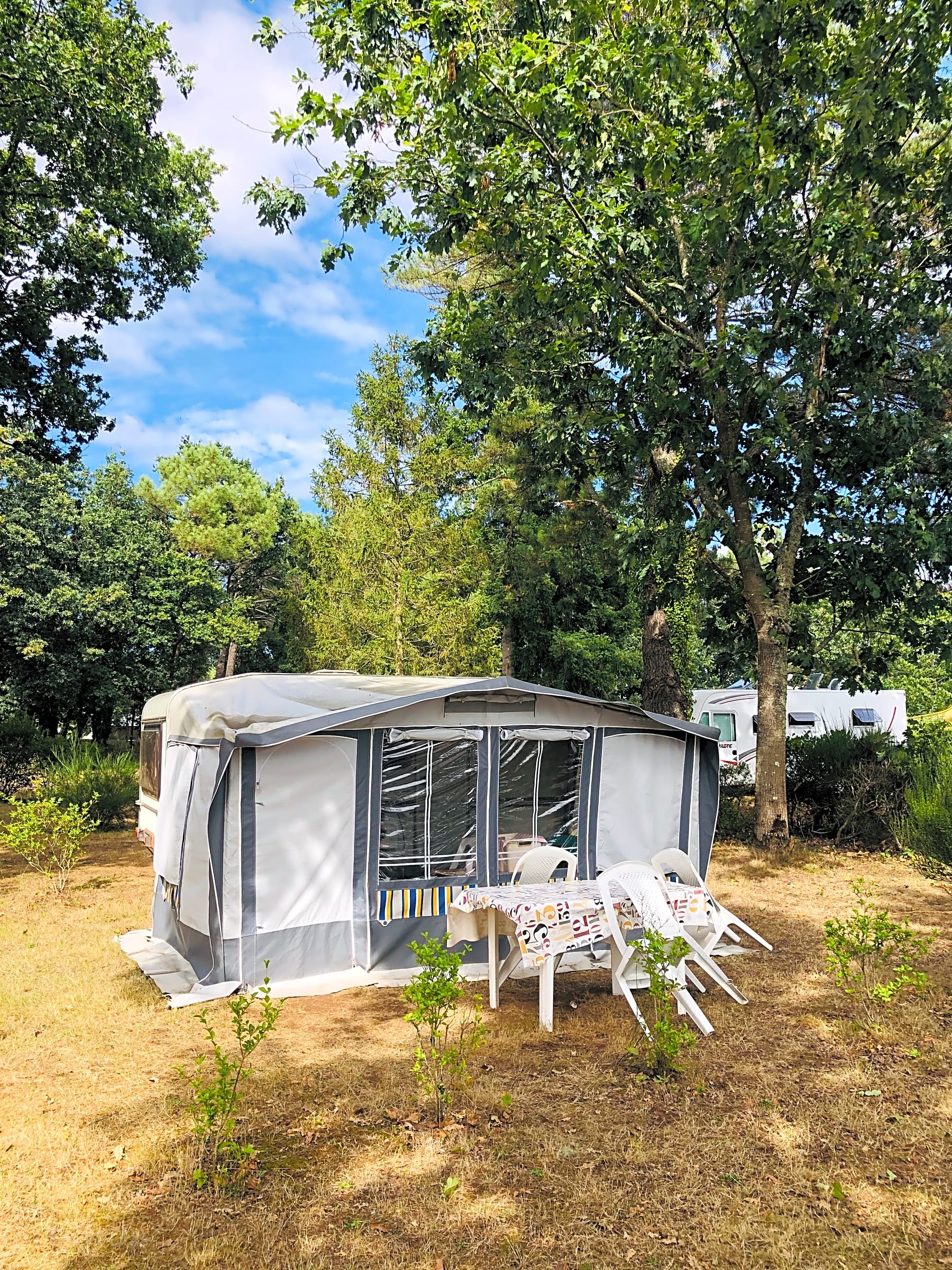Camping de L'Hermitage, Guémené-Penfao - Updated 2021 prices - Pitchup®