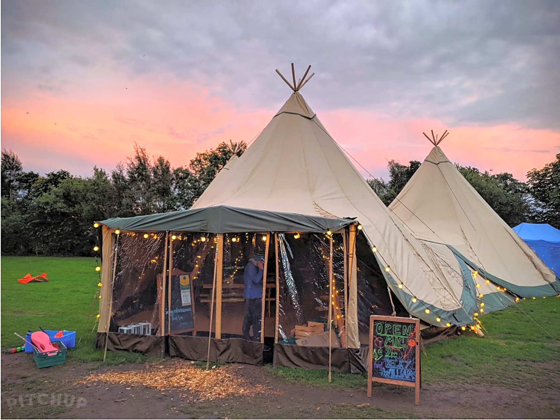 Edinburgh Festival Camping, Edinburgh Pitchup®