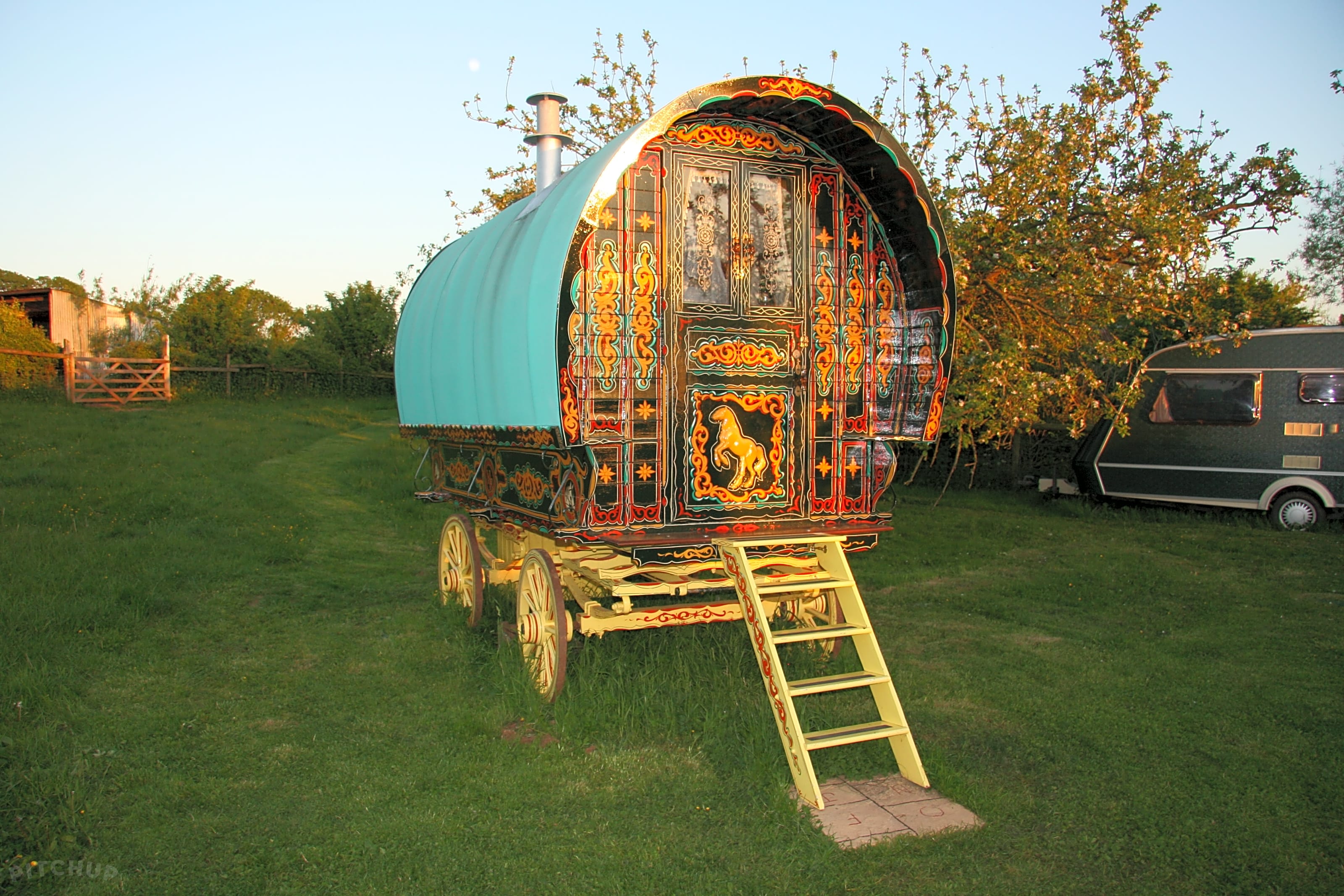 Gypsy Caravan Breaks, Langport Pitchup®