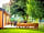 Dummer Down Farm: Exterior of cafe which on looks the camping field