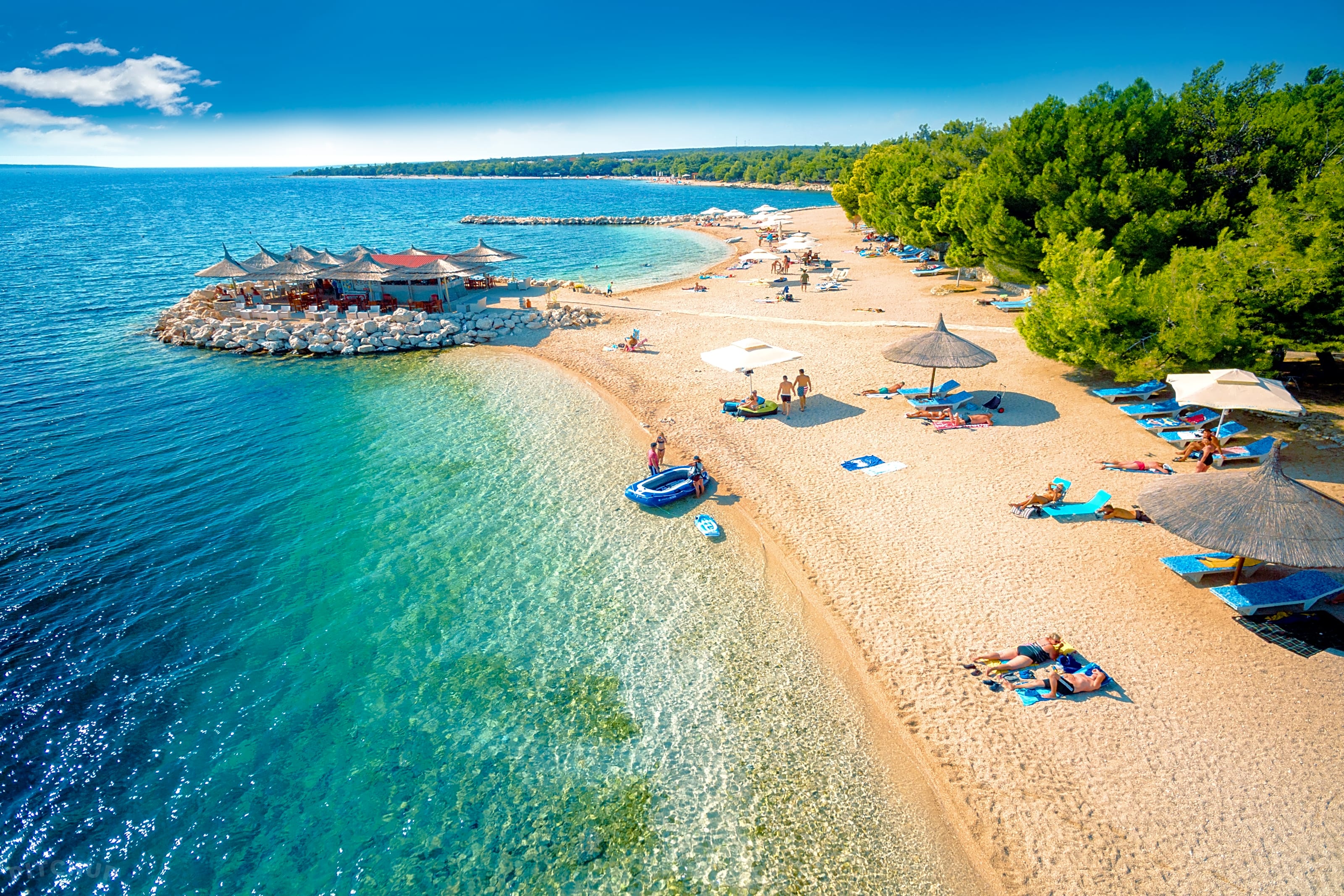 Camping shop village simuni