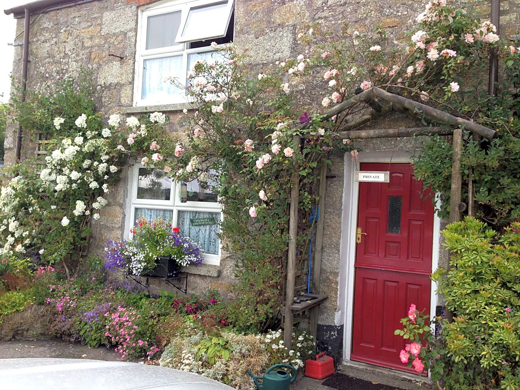 Lodges & Log Cabins in Troon, Cornwall 2024 from £30/nt