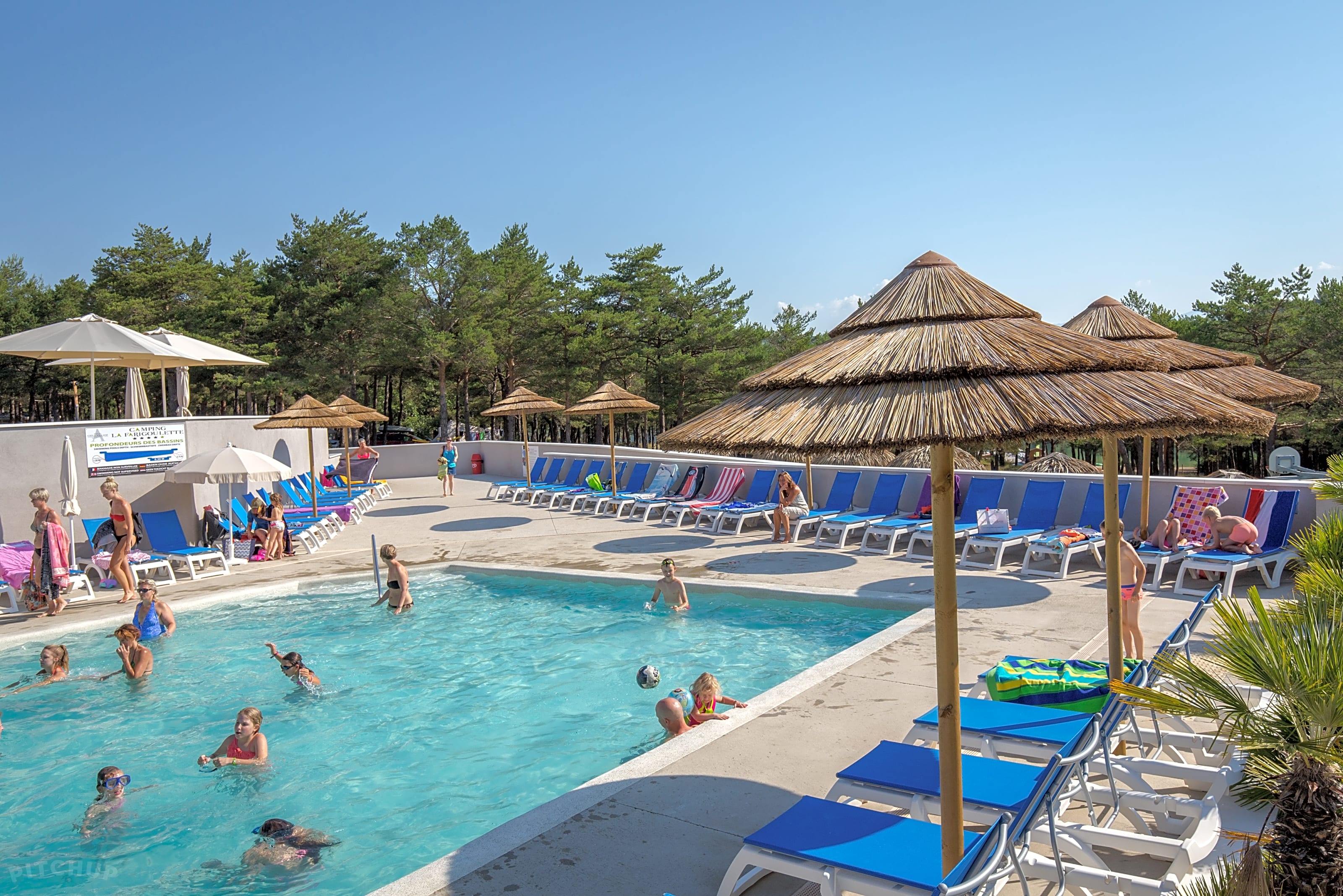 1029 Route De Montpezat 04500 Saint Laurent Du Verdon Camping La Farigoulette, Saint-Laurent-du-Verdon - Pitchup®