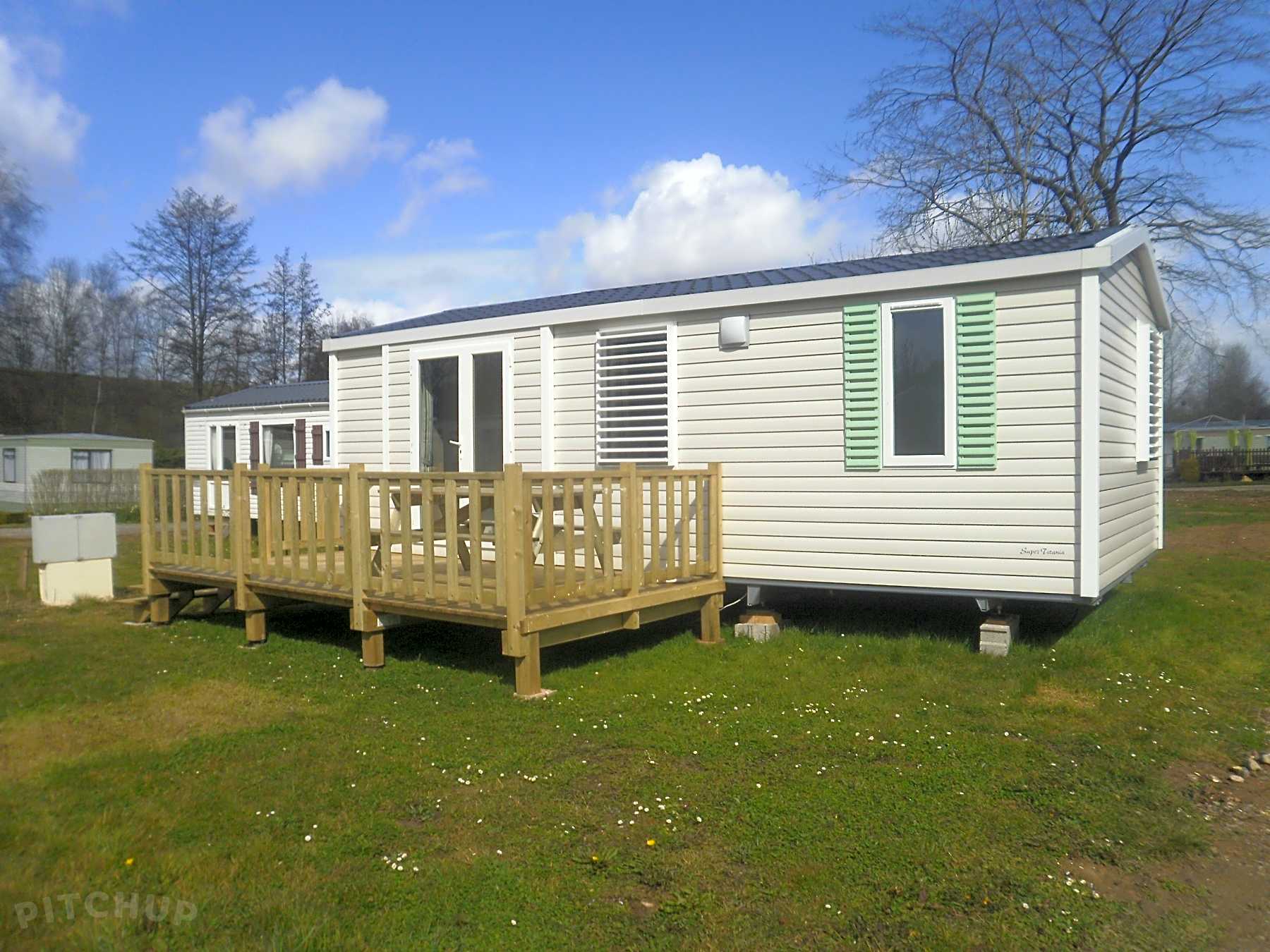 Find Static Caravan Sites and Caravan Holiday Parks in Upper Normandy