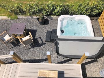 Raised composite balcony and patio area